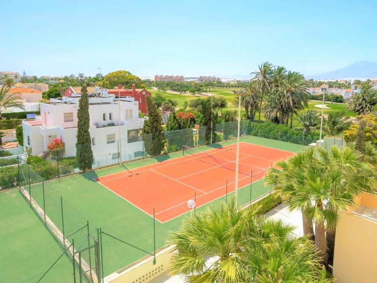 Attractive Holiday Home In Roquetas De Mar Surrounded By Beaches المظهر الخارجي الصورة