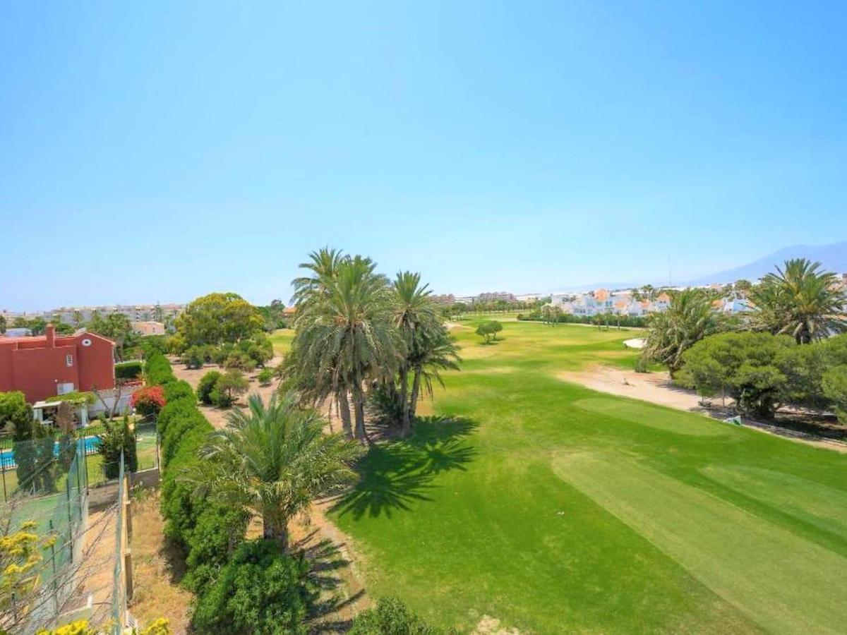 Attractive Holiday Home In Roquetas De Mar Surrounded By Beaches المظهر الخارجي الصورة