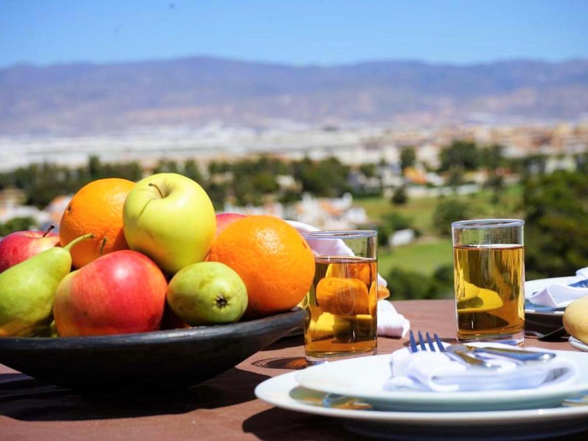 Attractive Holiday Home In Roquetas De Mar Surrounded By Beaches المظهر الخارجي الصورة